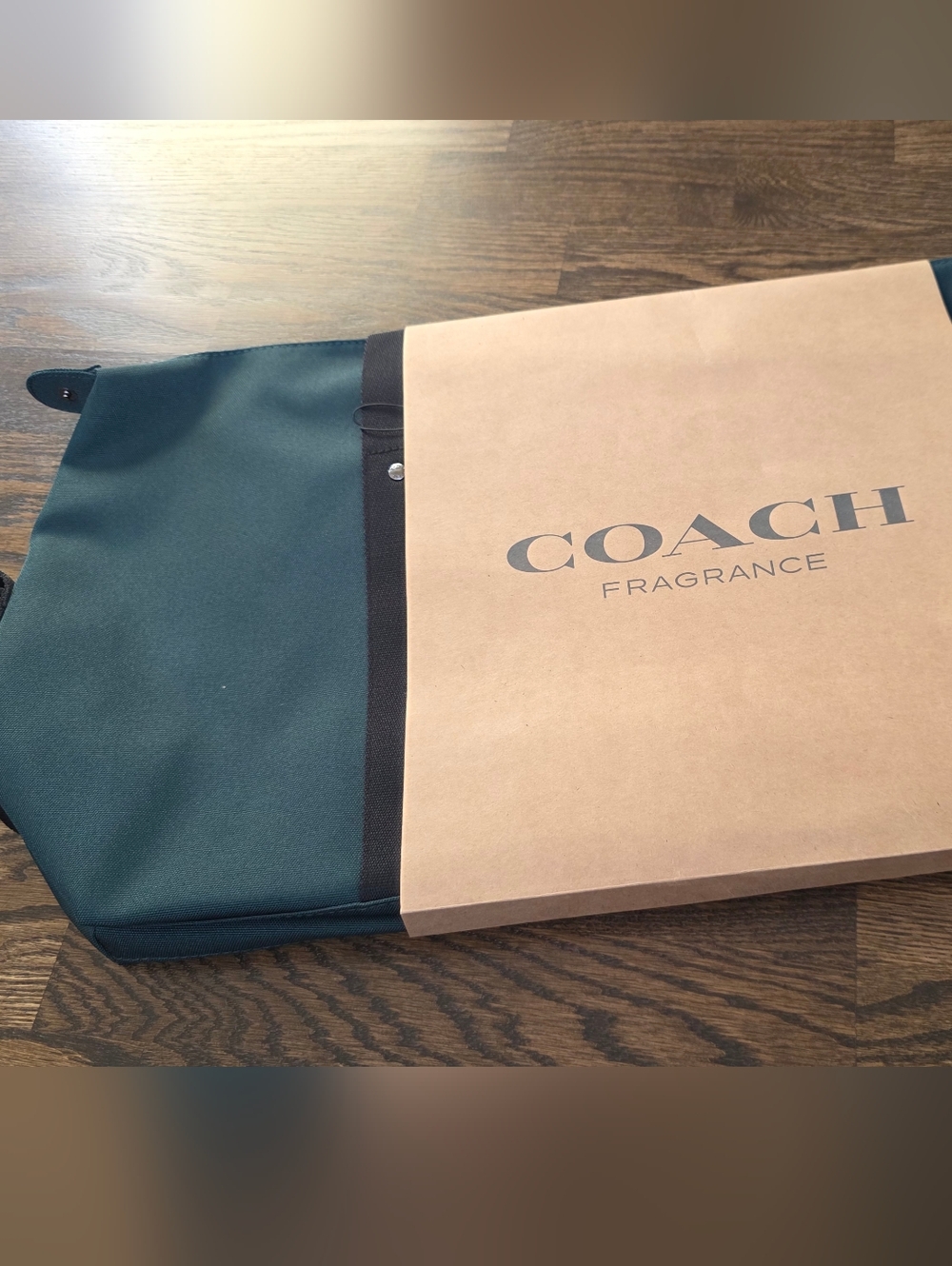 Coach Green Special Edition Weekender Gym Carryon Bag - Picture 3 of 8